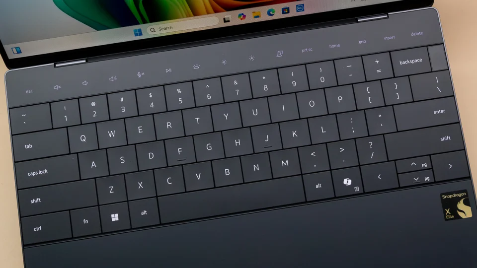 Dell XPS 13 (9345, Snapdragon) - Sức mạnh di động đột phá trong thiết kế nhỏ gọn 8 Dell XPS 13 9345 5 1