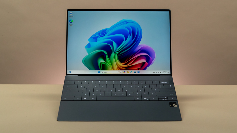 Dell XPS 13 (9345, Snapdragon) - Sức mạnh di động đột phá trong thiết kế nhỏ gọn 3 Dell XPS 13 9345