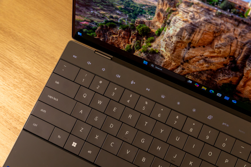 Dell XPS 13 9350 Core Ultra 2 5