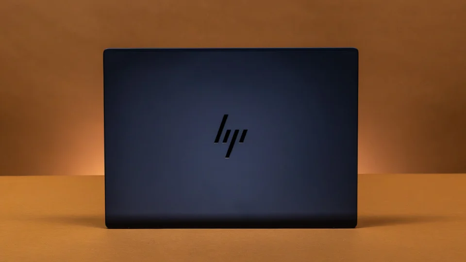 HP EliteBook Ultra G1q - Sự kết hợp giữa thiết kế thời thượng và hiệu năng mạnh mẽ 17 HP EliteBook Ultra G1q 3