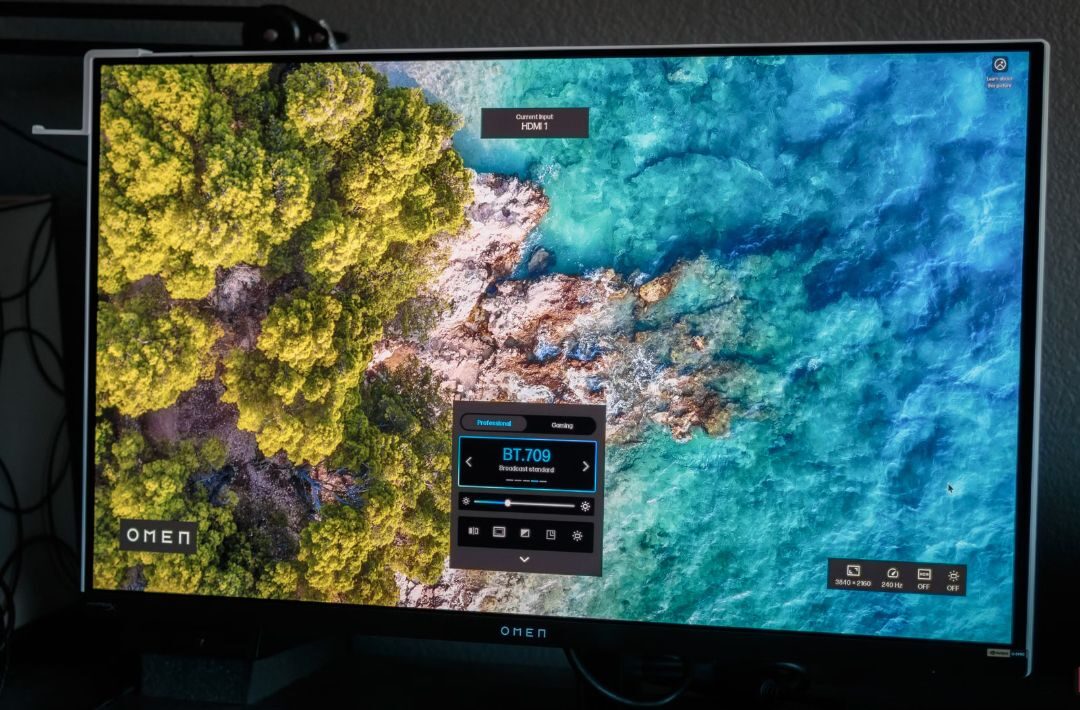 HP OMEN Transcend 32 OLED 18 e1736844118580