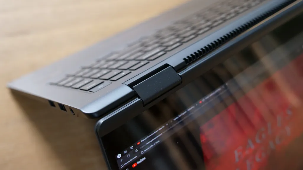 LG Gram Pro 16 2in1 10