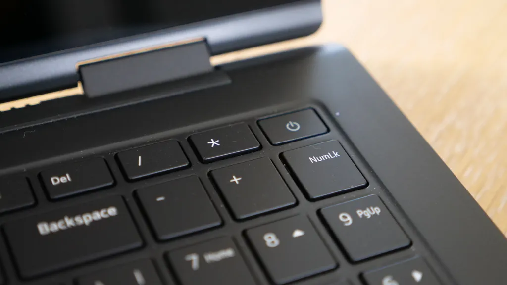 LG Gram Pro 16 2in1 6