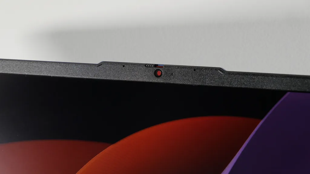 Đánh giá Lenovo IdeaPad Slim 3i 15IRU9: Ngân sách hạn chế không phải vấn đề, nhưng điều này sẽ là điểm trừ khó bỏ qua! 17 Lenovo IdeaPad Slim 3i 8