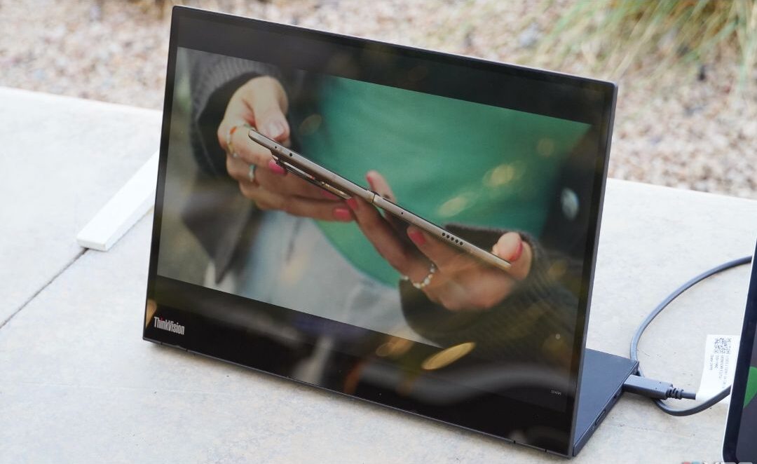 Lenovo ThinkVision M14t 5 e1736250265784