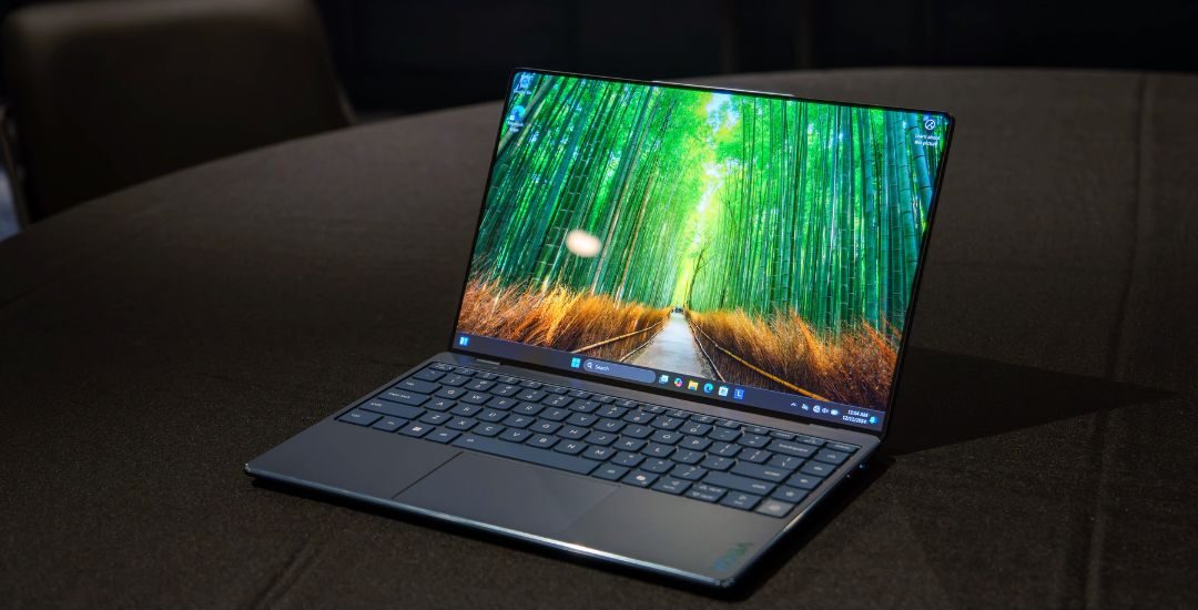 Lenovo Yoga Slim 9i e1737369660628