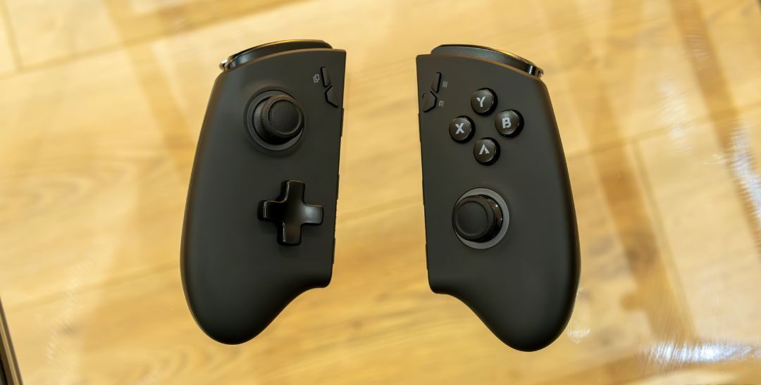 ONEXPLAYER X1 Mini 8 e1736496538571