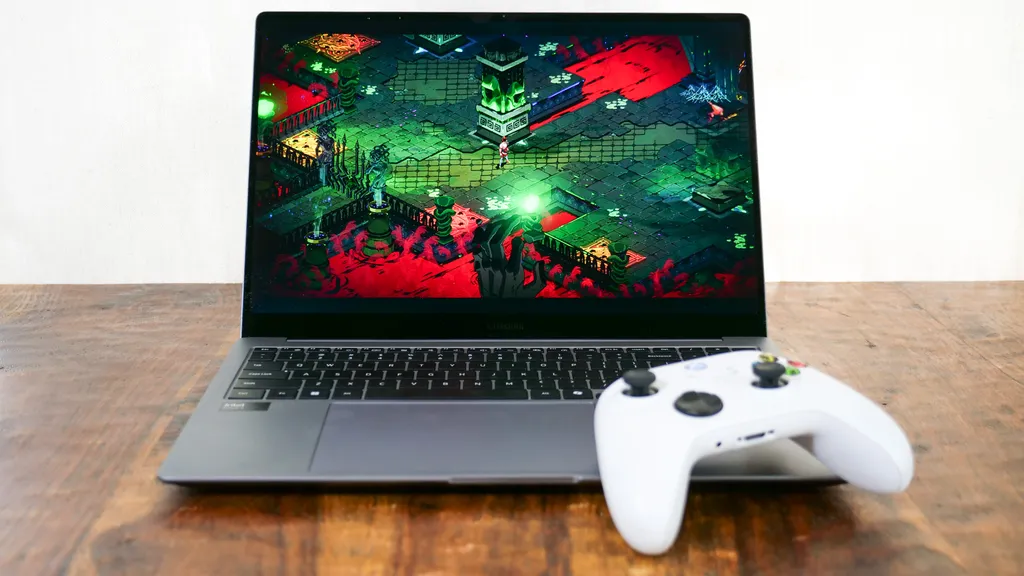 Samsung Galaxy Book 4 Ultra 11