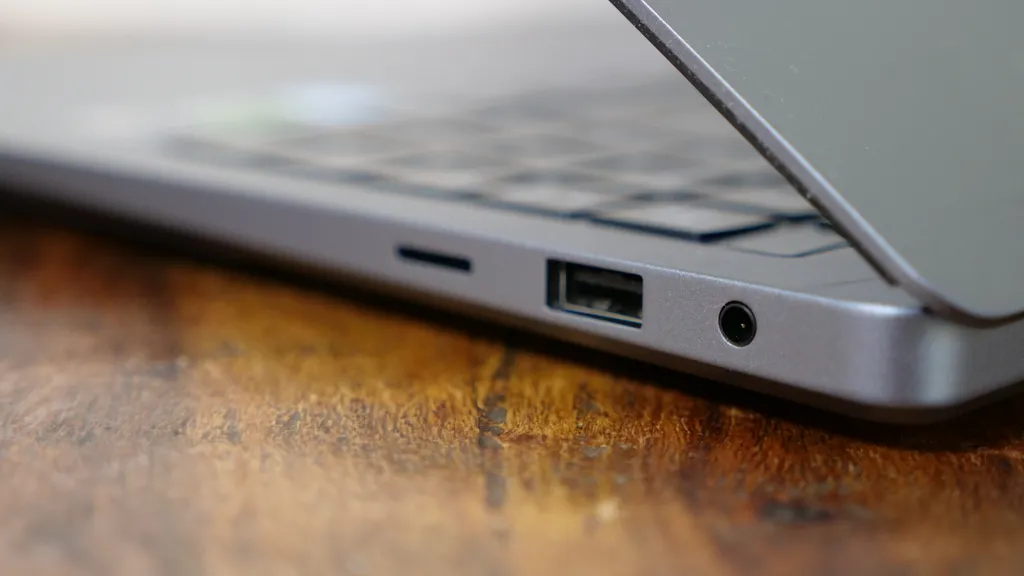 Samsung Galaxy Book 4 Ultra 5