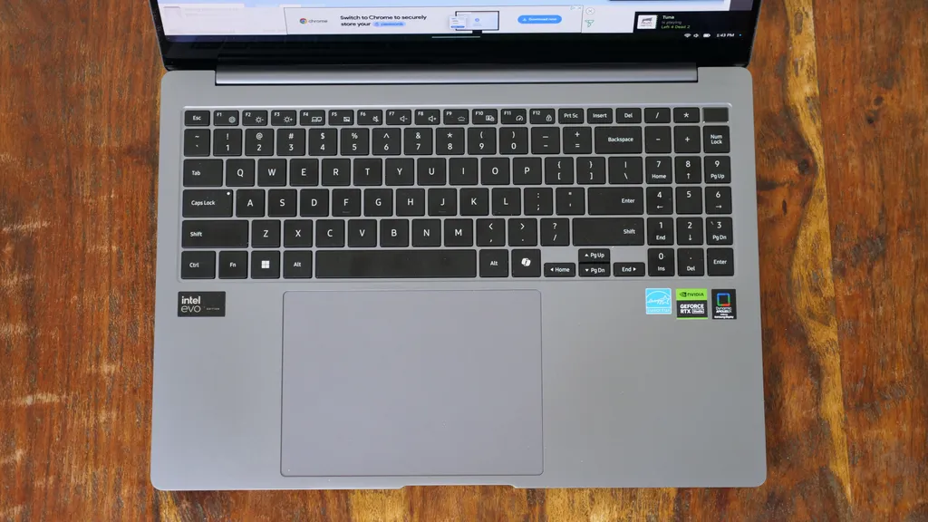 Samsung Galaxy Book 4 Ultra 6