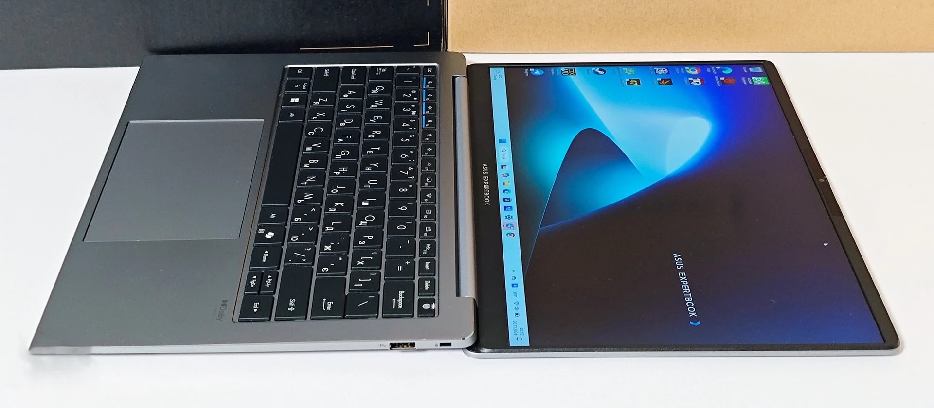 ASUS ExpertBook P5 12