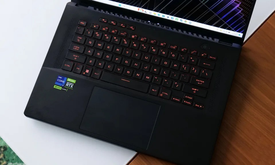 ASUS ROG Zephyrus M16 - Nâng tầm trải nghiệm chơi game với sức mạnh không giới hạn 12 ASUS ROG Zephyrus M16 2023 3