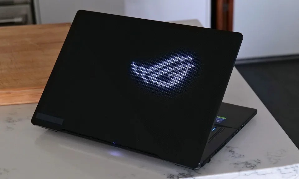 ASUS ROG Zephyrus M16 - Nâng tầm trải nghiệm chơi game với sức mạnh không giới hạn 10 ASUS ROG Zephyrus M16 2023 5