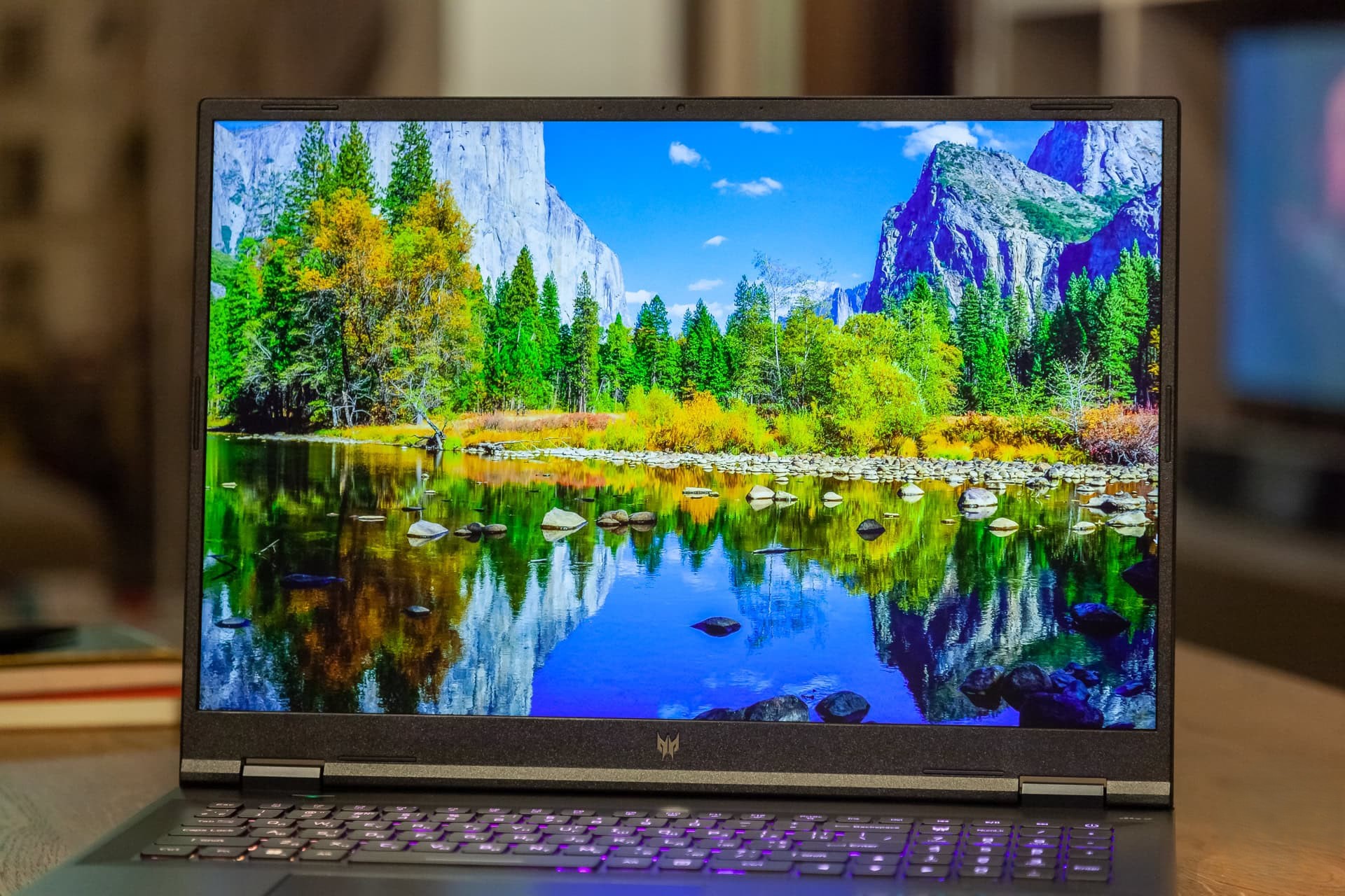 Khám phá Acer Predator Helios Neo 18: Cỗ máy gaming đỉnh cao với màn hình mini-LED tuyệt đẹp 53 Acer Predator Helios Neo 18 21