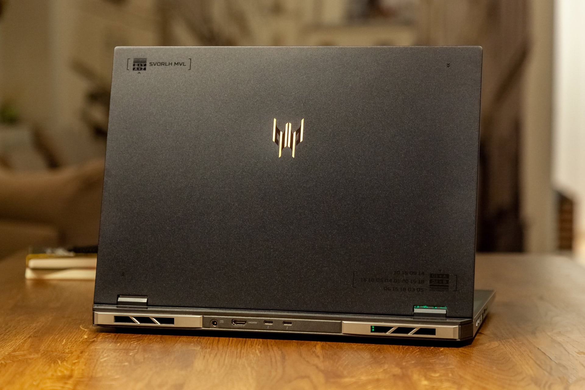 Khám phá Acer Predator Helios Neo 18: Cỗ máy gaming đỉnh cao với màn hình mini-LED tuyệt đẹp 44 Acer Predator Helios Neo 18 30