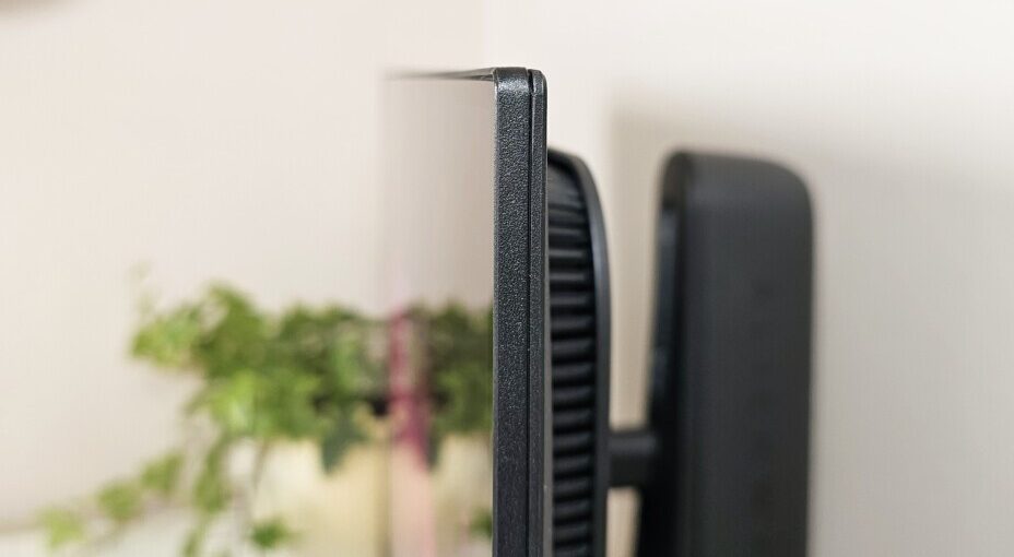Alienware AW2725DF 9 e1740670715988