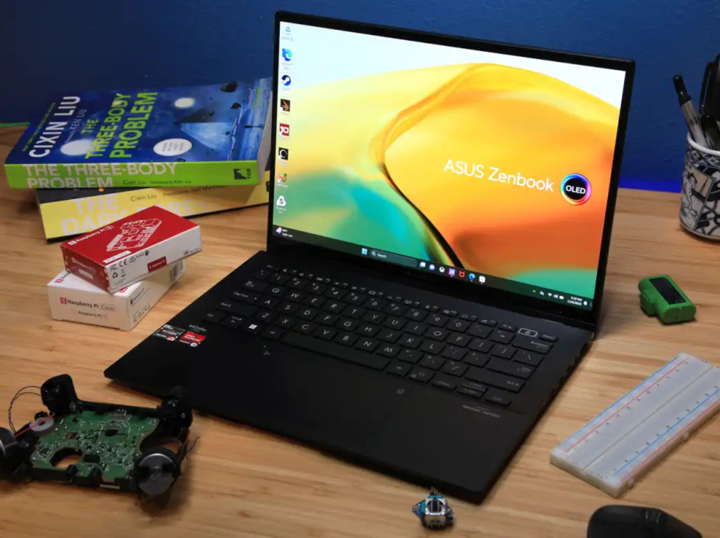 Đánh giá Asus Zenbook 14 OLED: Một chiếc laptop giá rẻ với thời lượng pin tuyệt vời 11 Asus Zenbook 14 OLED 4 e1740664989151