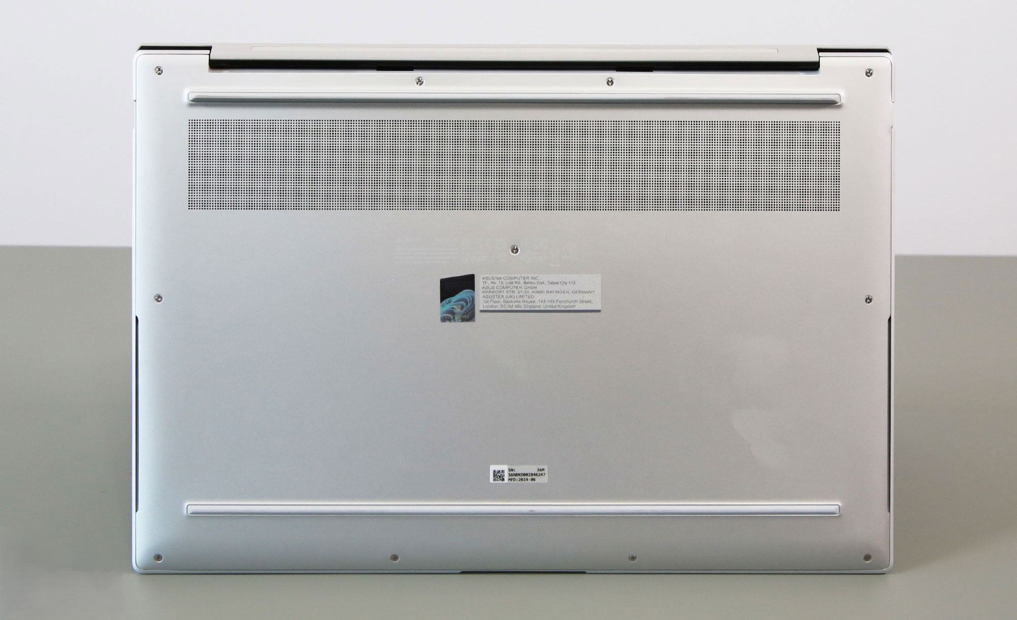 Đánh giá Asus Zenbook S 16 (2024) - Tuyệt tác mỏng nhẹ, sức mạnh đột phá với Ryzen AI 9 HX 370 & Radeon 890M 56 Asus Zenbook S 16 20