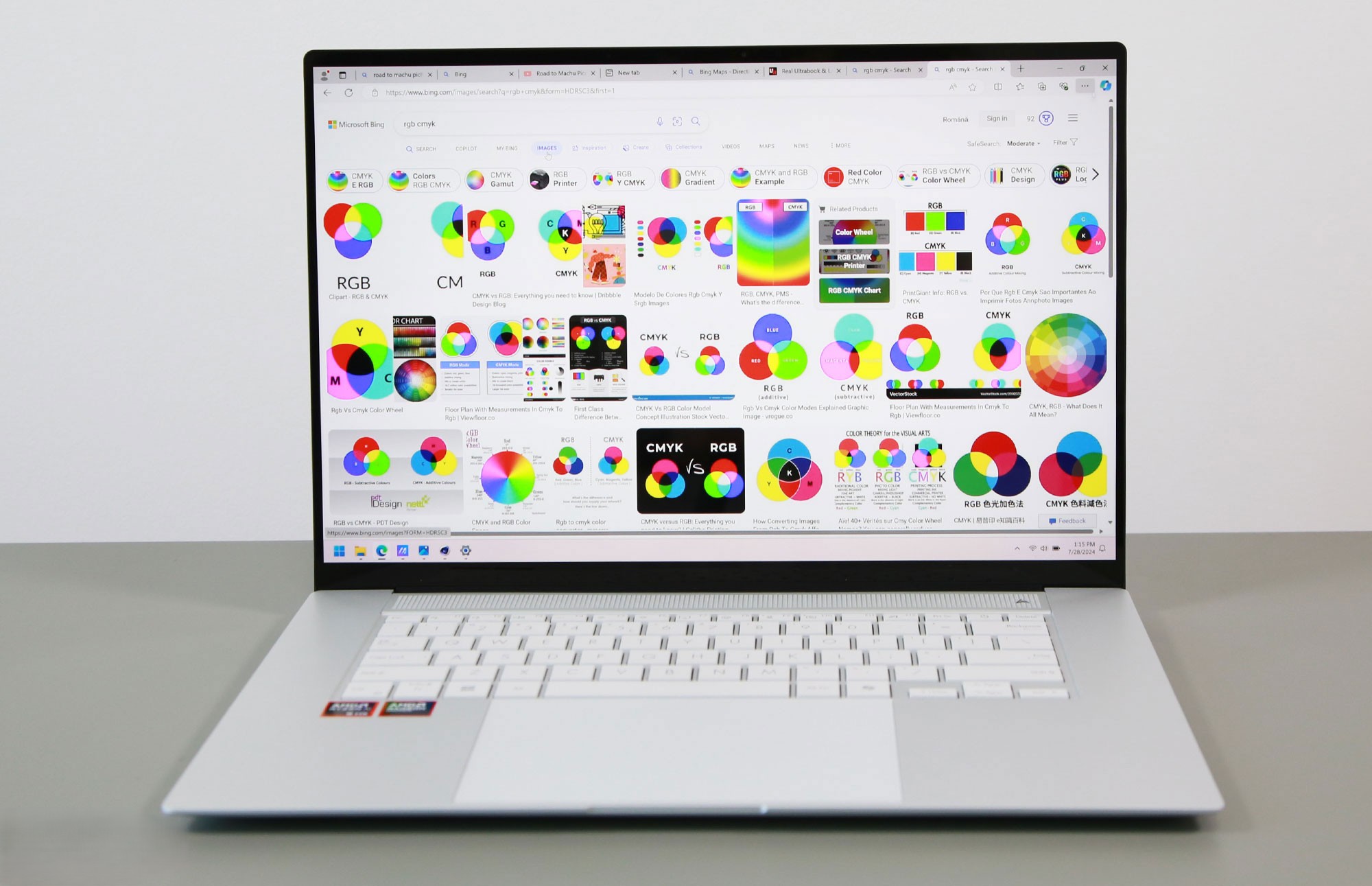 Đánh giá Asus Zenbook S 16 (2024) - Tuyệt tác mỏng nhẹ, sức mạnh đột phá với Ryzen AI 9 HX 370 & Radeon 890M 73 Asus Zenbook S 16 3