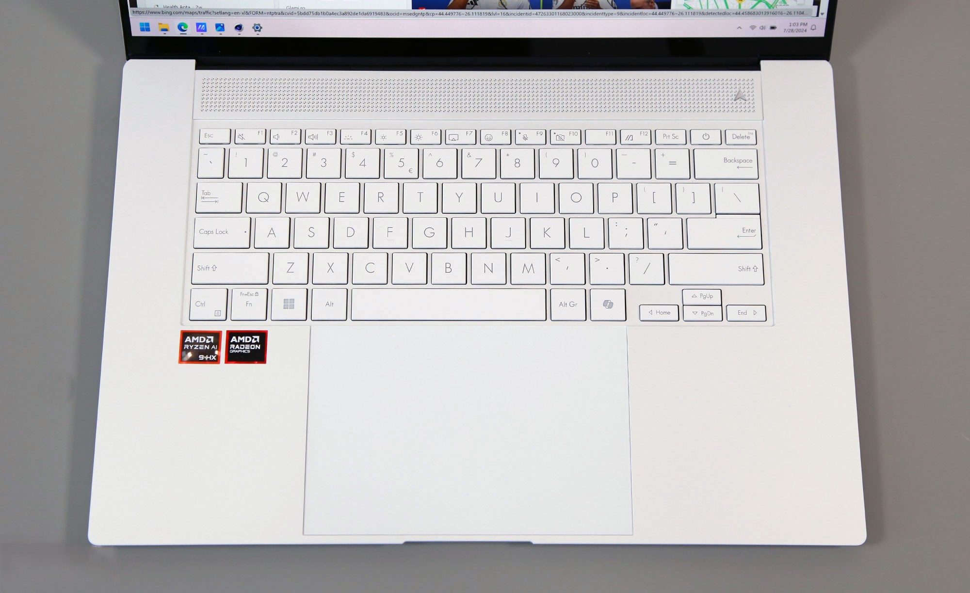 Đánh giá Asus Zenbook S 16 (2024) - Tuyệt tác mỏng nhẹ, sức mạnh đột phá với Ryzen AI 9 HX 370 & Radeon 890M 68 Asus Zenbook S 16 7