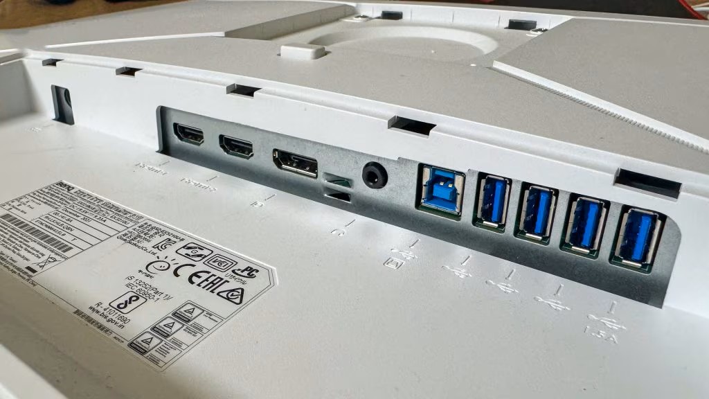 BenQ Mobiuz EX3210U - Màn hình 4K 144Hz HDR, quái thú hoàn hảo cho game thủ 15 BenQ Mobiuz EX3210U 8