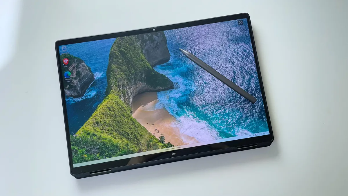 Cuoc chien giua HP Omnibook Ultra Flip 14 va Acer Swift X 14 Lua chon nao sang gia hon