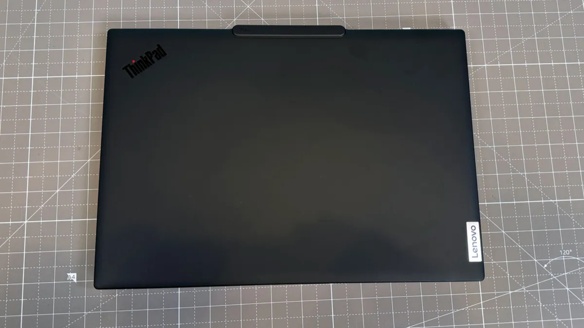 Đánh giá Lenovo ThinkPad T14s (Gen 6, Snapdragon): Thời gian sử dụng pin lên đến 21 giờ 14 Danh gia Lenovo ThinkPad T14s Gen 6 Snapdragon 6