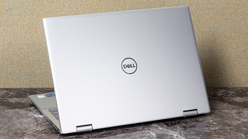 Dell Inspiron 14 2in1 7420 - Đánh giá chi tiết về thiết kế và hiệu năng 23 Dell Inspiron 14 2in1 7420 6