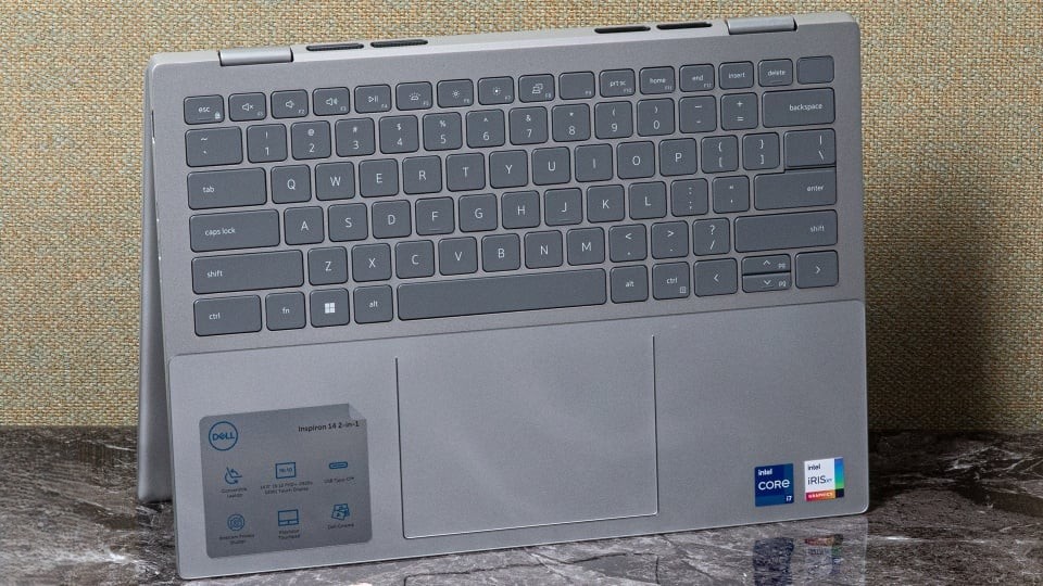 Dell Inspiron 14 2in1 7420 - Đánh giá chi tiết về thiết kế và hiệu năng 18 Dell Inspiron 14 2in1 7420 9