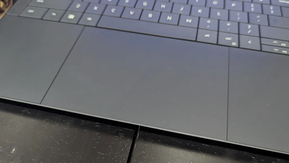 Dell Latitude 9440 2 in 1 7