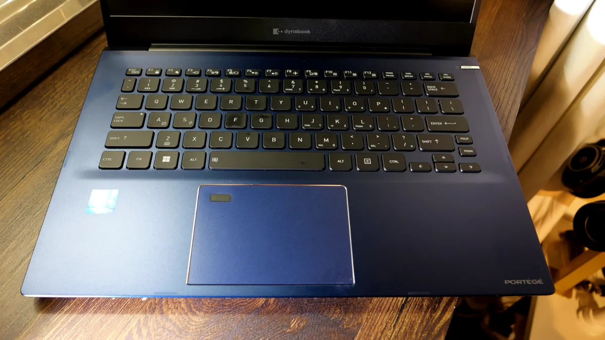 Khám phá Dynabook Portege X40-K: Sự kết hợp hoàn hảo giữa hiệu năng và thiết kế sang trọng 21 Dynabook Portege X40 K 1