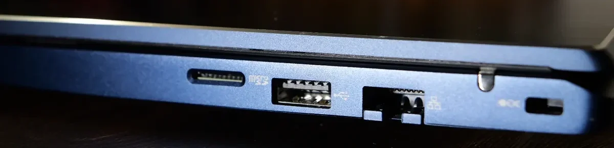 Khám phá Dynabook Portege X40-K: Sự kết hợp hoàn hảo giữa hiệu năng và thiết kế sang trọng 19 Dynabook Portege X40 K 3 e1739850507721