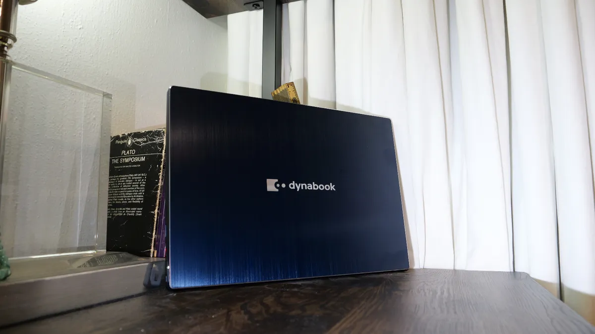 Khám phá Dynabook Portege X40-K: Sự kết hợp hoàn hảo giữa hiệu năng và thiết kế sang trọng 15 Dynabook Portege X40 K 7