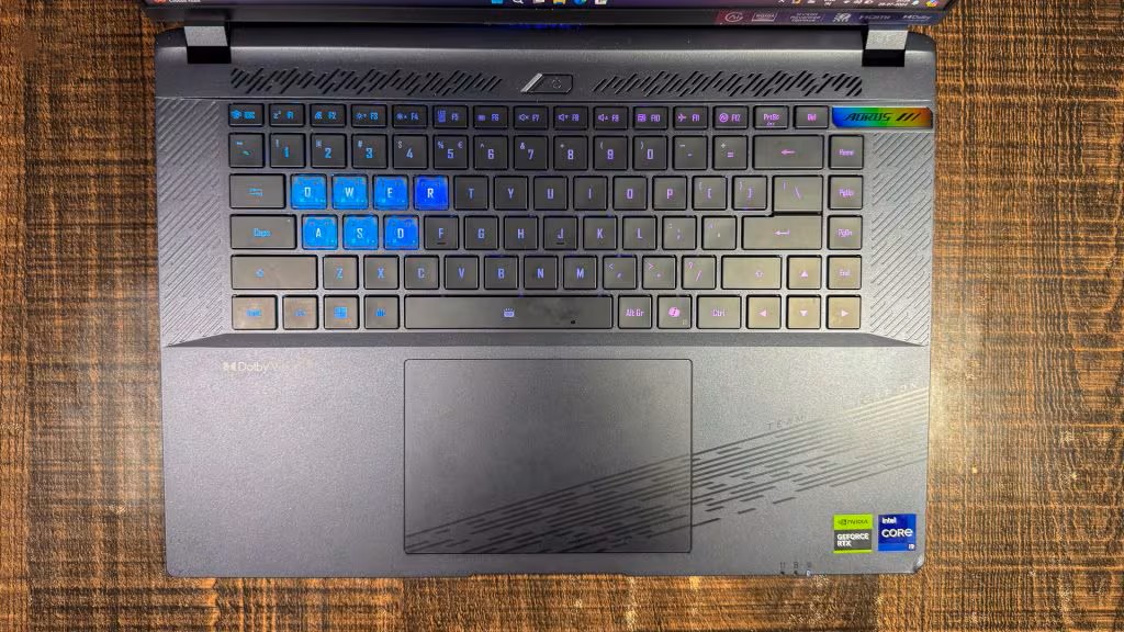 Gigabyte Aorus 16X ASG 2024 8