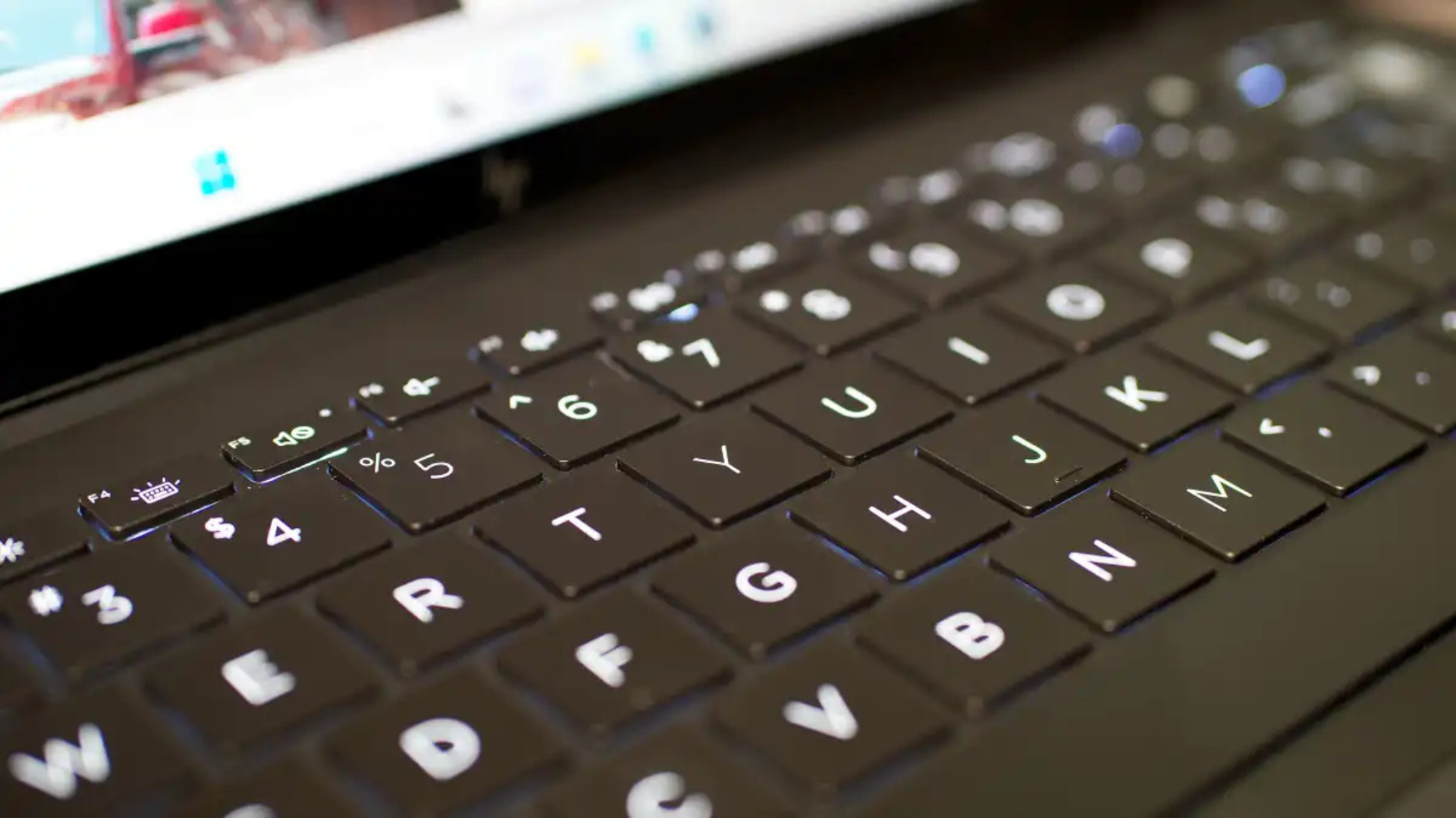 Đánh giá HP Dragonfly Pro: Apple hãy cẩn thận 14 HP Dragonfly Pro 4