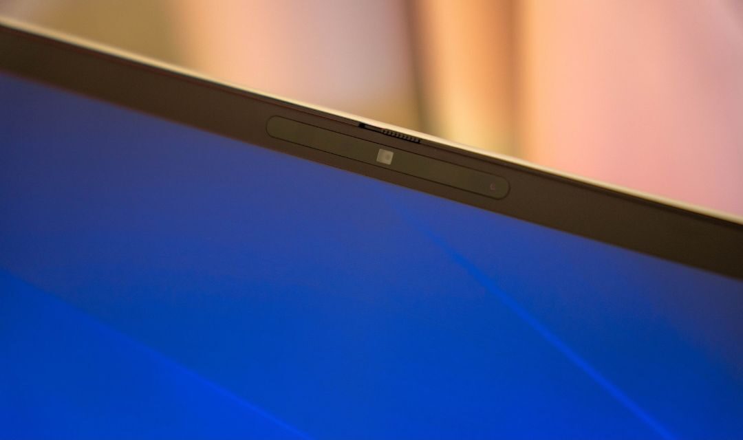 Đánh giá HP EliteBook 1040 G11 - Laptop doanh nhân cao cấp với hiệu suất mạnh mẽ và thiết kế đẳng cấp 26 HP EliteBook 1040 G11 5 e1738663002789