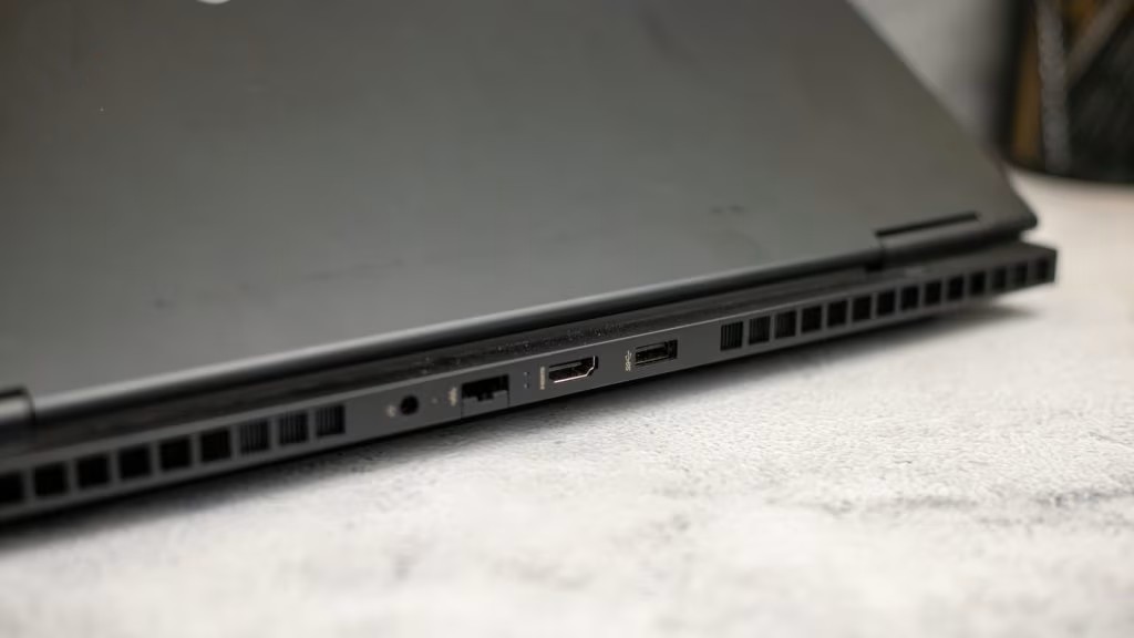 Khám phá HP Omen 16 AMD 2023: Chiếc laptop gaming đáng mơ ước cho game thủ 19 HP Omen 16 10