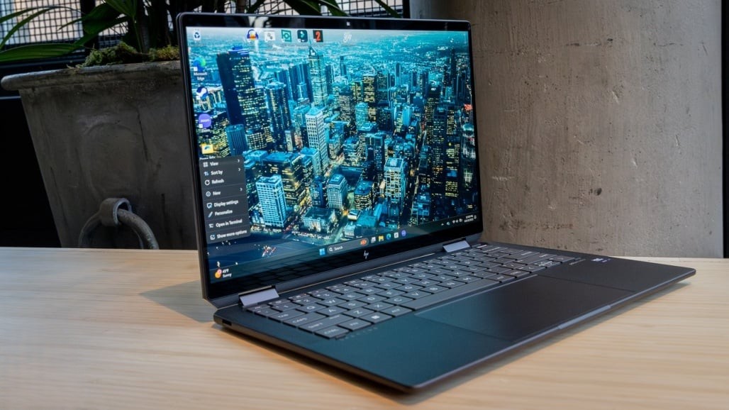 Đánh giá HP Spectre x360 14 (2024): Màn OLED tuyệt đẹp, hiệu năng vượt trội 3 HP Spectre x360 14 2024 1