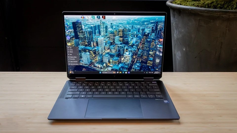 Đánh giá HP Spectre x360 14 (2024): Màn OLED tuyệt đẹp, hiệu năng vượt trội 10 HP Spectre x360 14 2024 5
