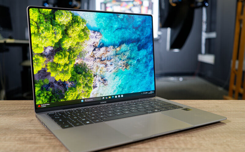Honor MagicBook Art 14 1 e1740550604678
