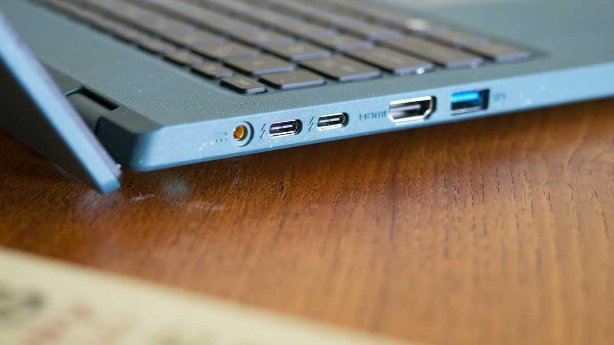 Đánh giá Acer Aspire Vero: hiệu suất mạnh mẽ trong một thiết kế bền vững 16 IMG 8332