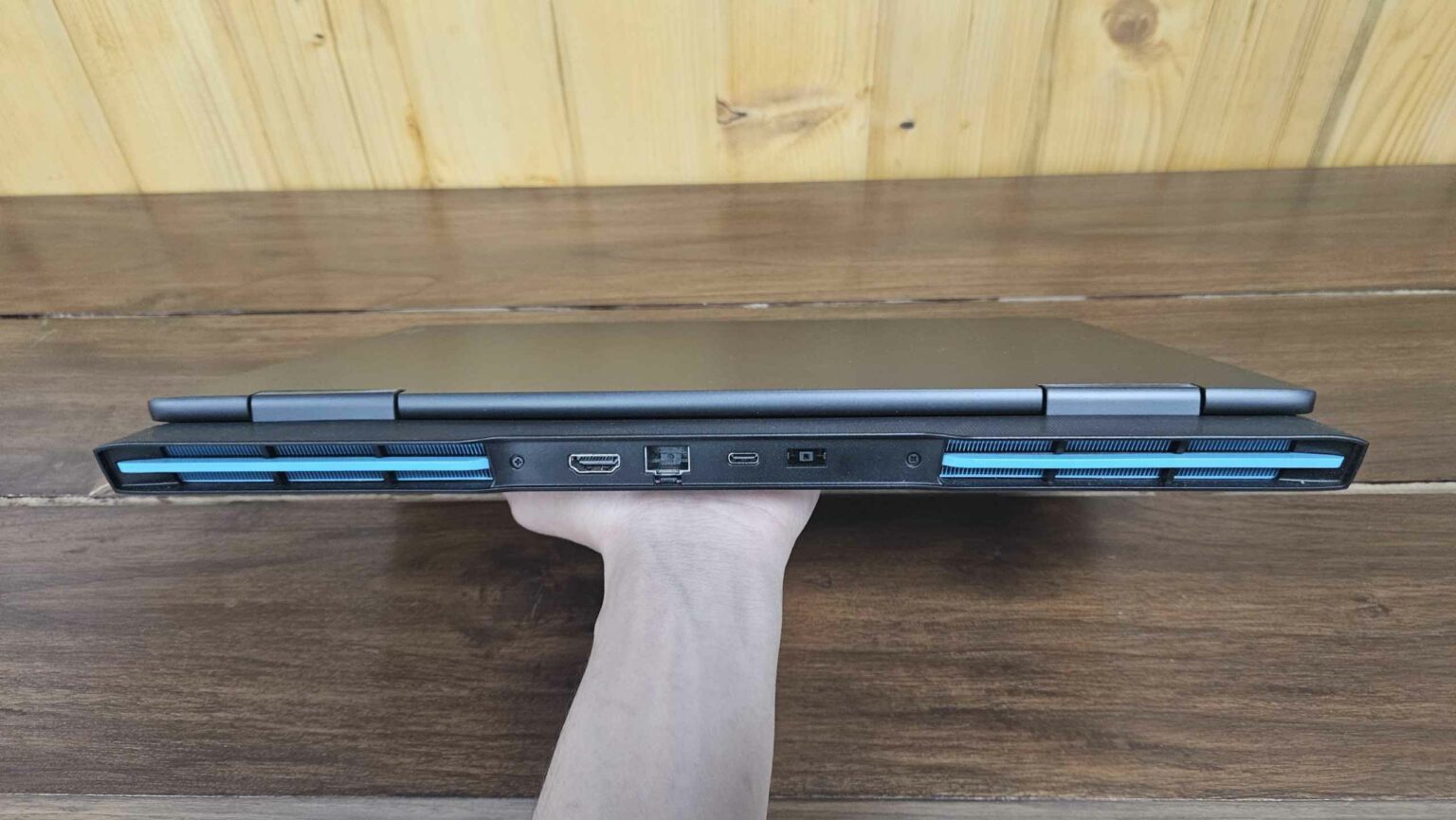 Khám phá Lenovo IdeaPad Gaming 3i Gen 7 (2023) - Hiệu suất mạnh mẽ trong thiết kế tinh tế 11 Lenovo IdeaPad Gaming 3i Gen 7 4