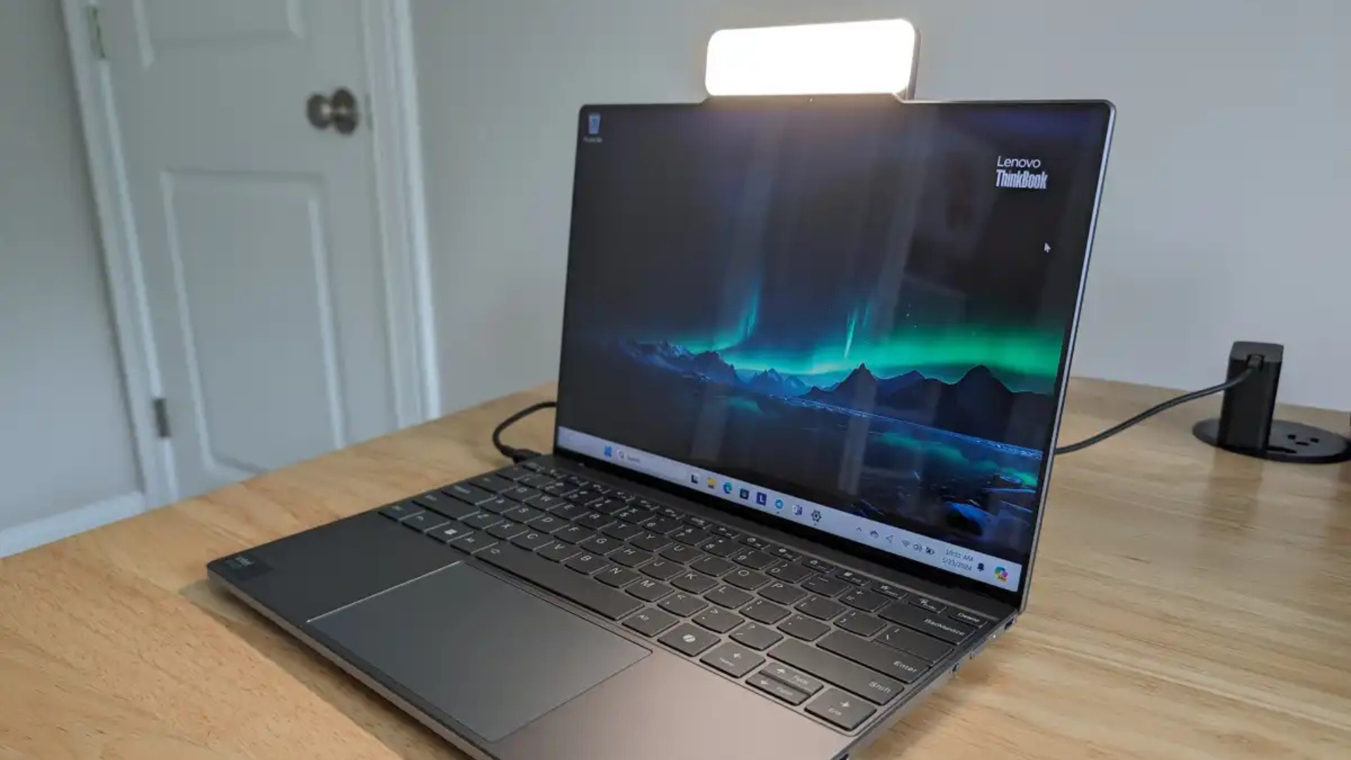 Đánh giá Lenovo ThinkBook 13x: Pin cả ngày dài, chiếc laptop siêu di động dành cho doanh nhân 15 Lenovo ThinkBook 13x 6