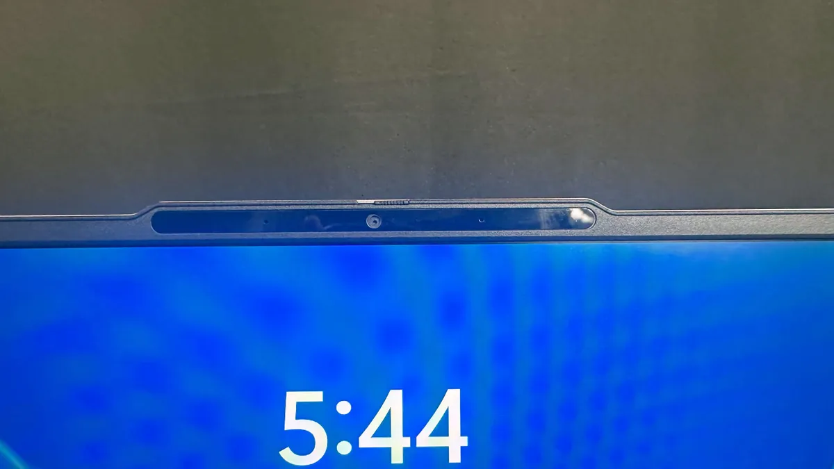 Khám phá Lenovo ThinkBook 16 Gen 7 (G7 QOY): Laptop doanh nhân đỉnh cao năm 2025? 59 Lenovo ThinkBook 16 Gen 7 G7 QOY 16