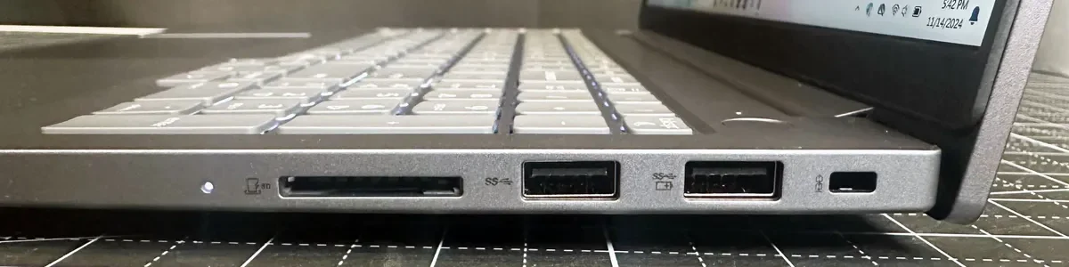 Khám phá Lenovo ThinkBook 16 Gen 7 (G7 QOY): Laptop doanh nhân đỉnh cao năm 2025? 36 Lenovo ThinkBook 16 Gen 7 G7 QOY 4 e1739170626800