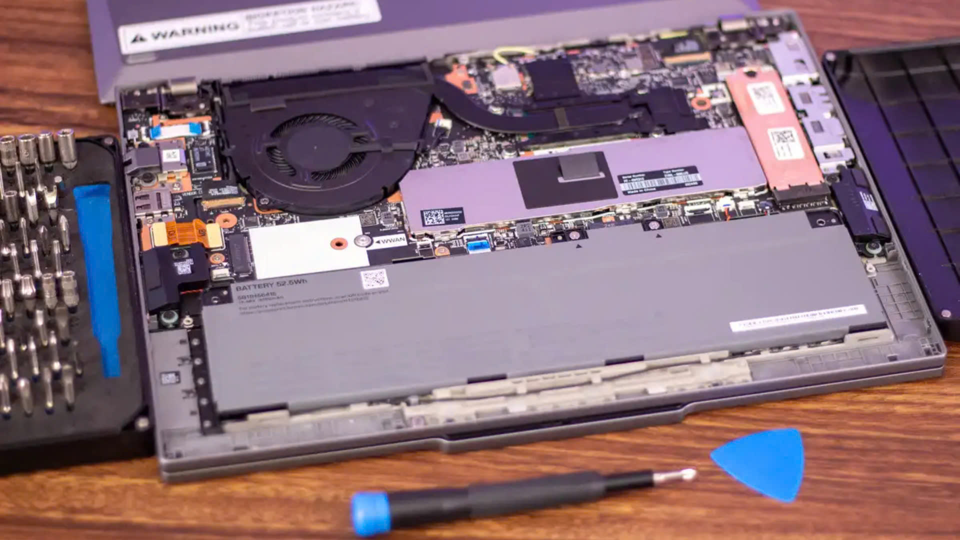 Lenovo ThinkPad T14 Gen 5 3