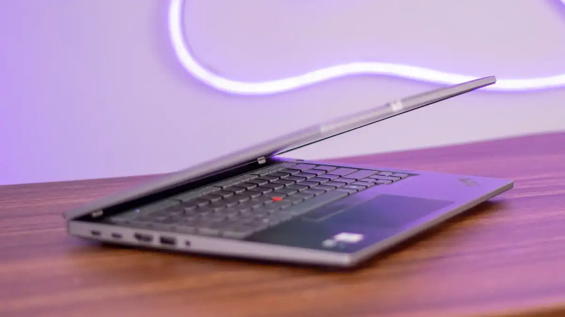 Lenovo ThinkPad T14 Gen 5 8