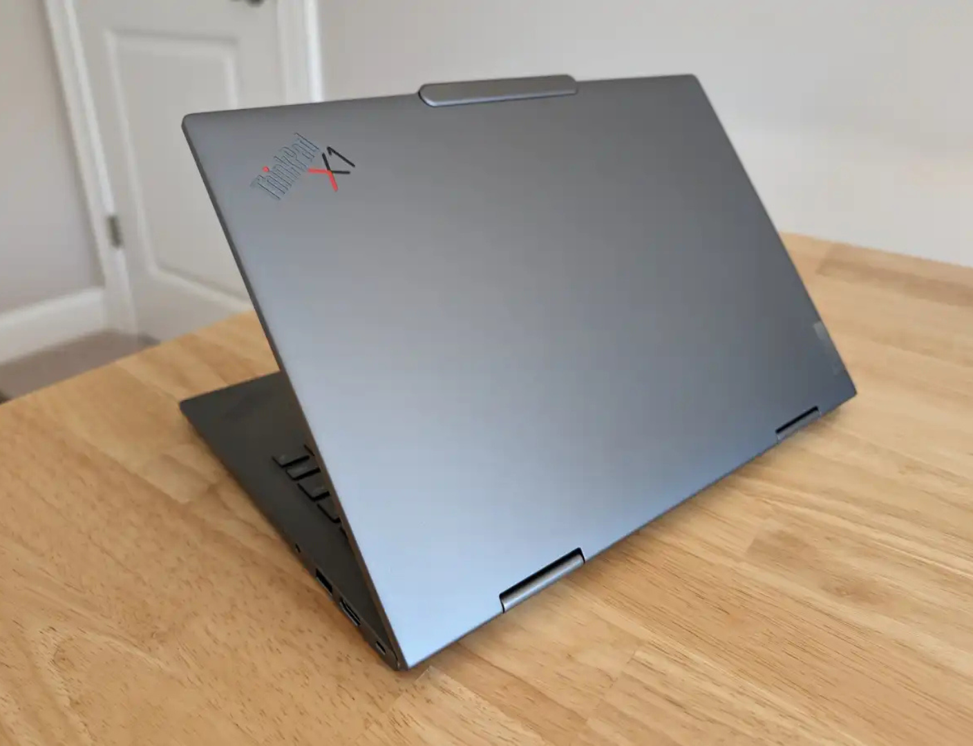 Đánh giá Lenovo ThinkPad X1 2-in-1 (gen 9): Một chiếc ThinkPad có bút mang lại thời lượng pin lâu dài 12 Lenovo ThinkPad X1 2 in 1 Gen 9 4 e1740580177111