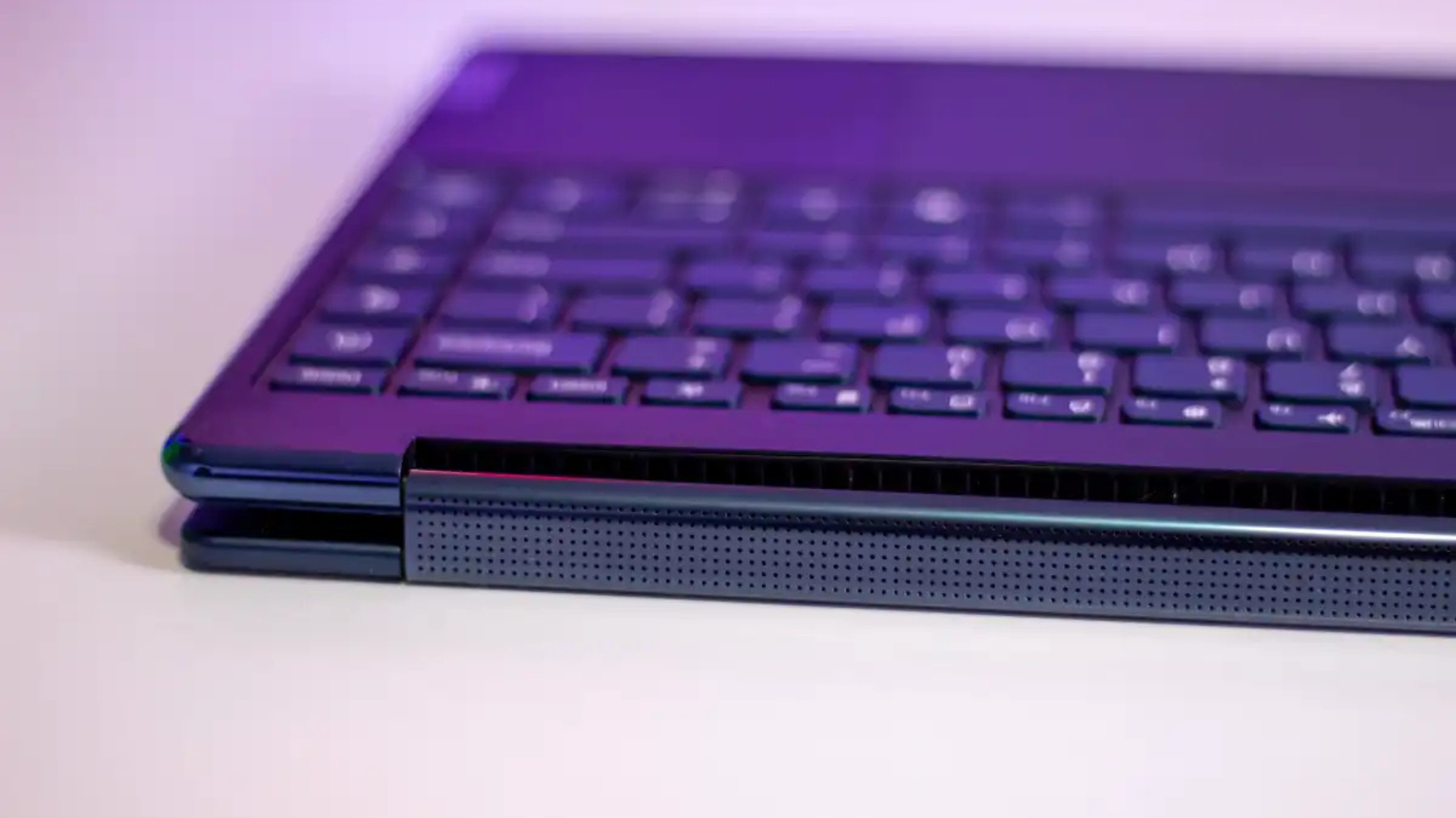 Lenovo Yoga 9i 14 Gen 9 5