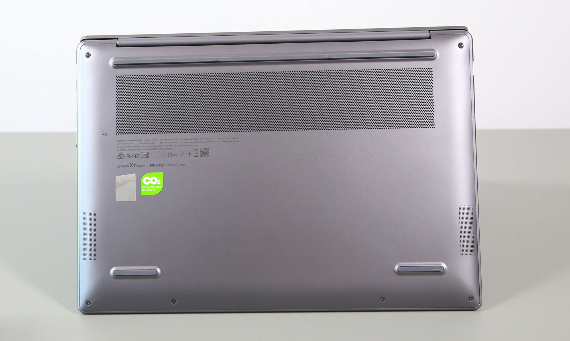 Lenovo Yoga Pro 7 14ASP9 11